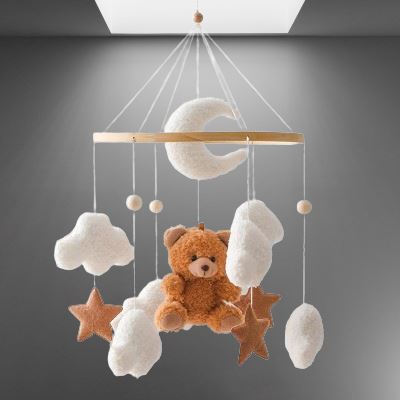 mobile-en-bois-bebe-modele-oursson