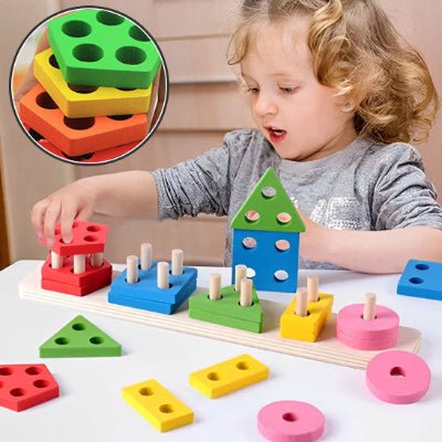 puzzle-en-bois-avec-fille-qui-place-les-puzzle