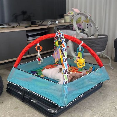 tapis-d'eveil-avec-jouet-color.-et-bebe-protegé