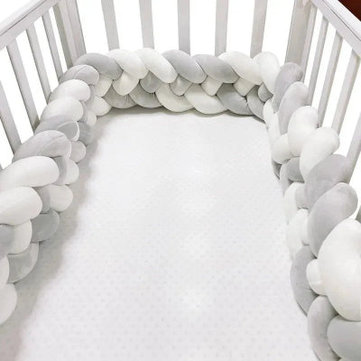 tour-de-lit-bebe-modele-gris-blanc