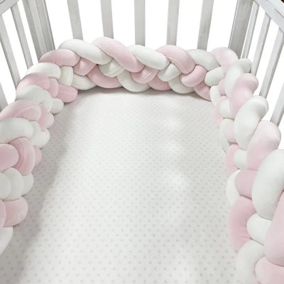 tour-de-lit-bebe-modele-rose-blanc