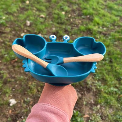 assiette-crabe-bleu-pour-bebe